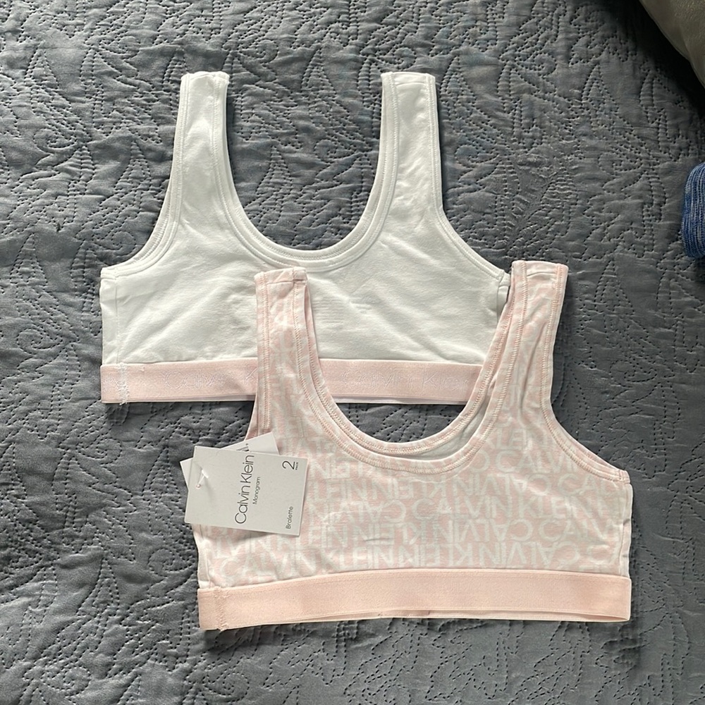 Calvin Klein 2 piece bralette set
